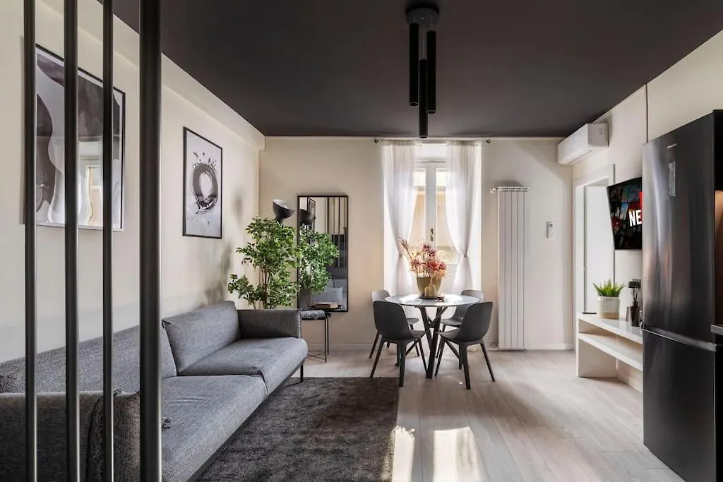 Stupendo Duplex In Centro A Milano Apartment  Milan