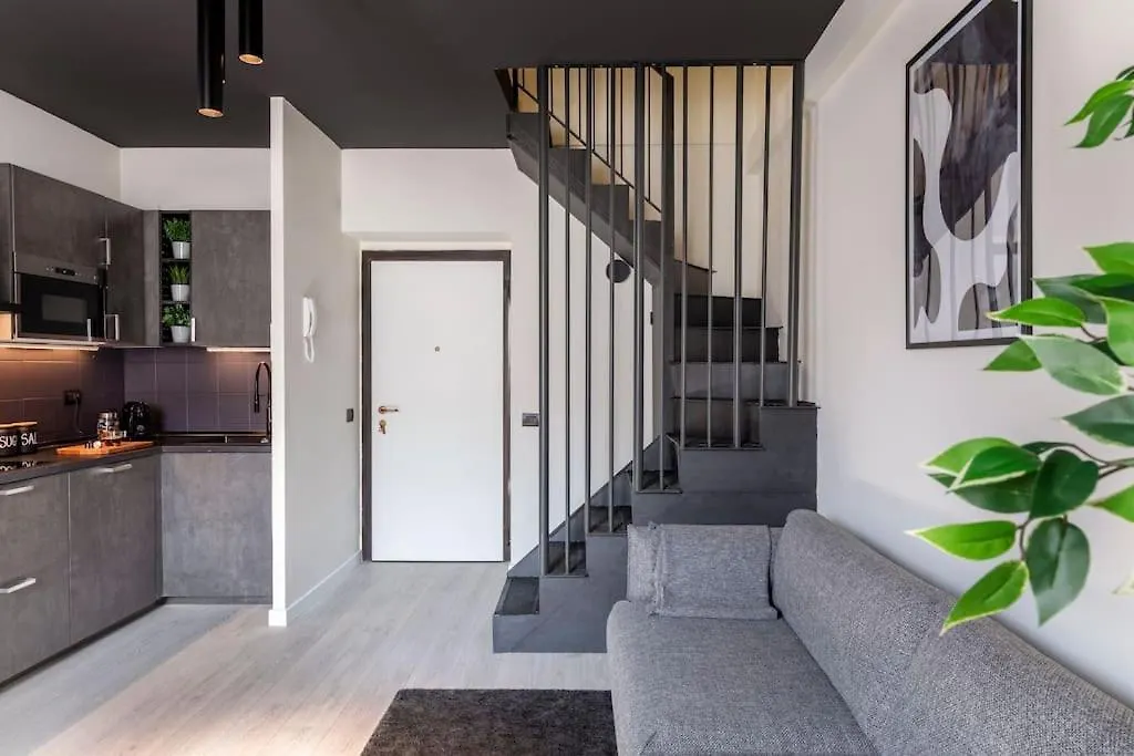 Stupendo Duplex In Centro A Milano Apartment